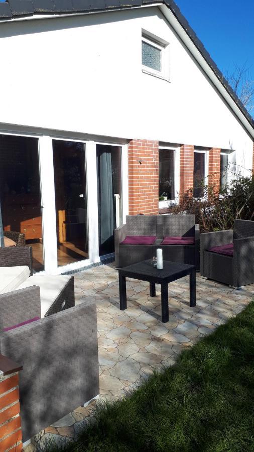 Ferienhaus In Buesumer Deichhausen - Buesum An Der Nordsee Fuer Bis Zu 9 Personen 외부 사진
